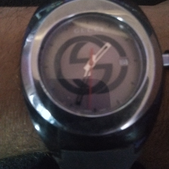 Gucci sync watch face - Picture 3 of 3